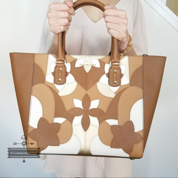 NWT Michael Kors Large Sandrine luggage tote bag - Picture 4 of 8